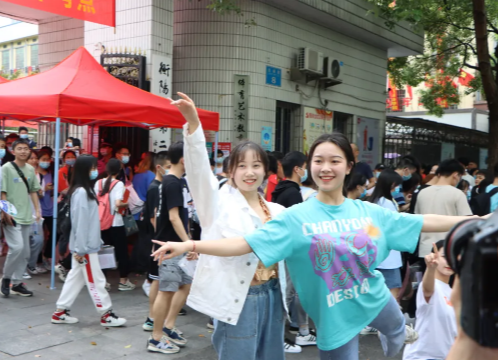 @衡阳学子 考完啦！多图直击我区高考考点激动现场（附考后注意事项）