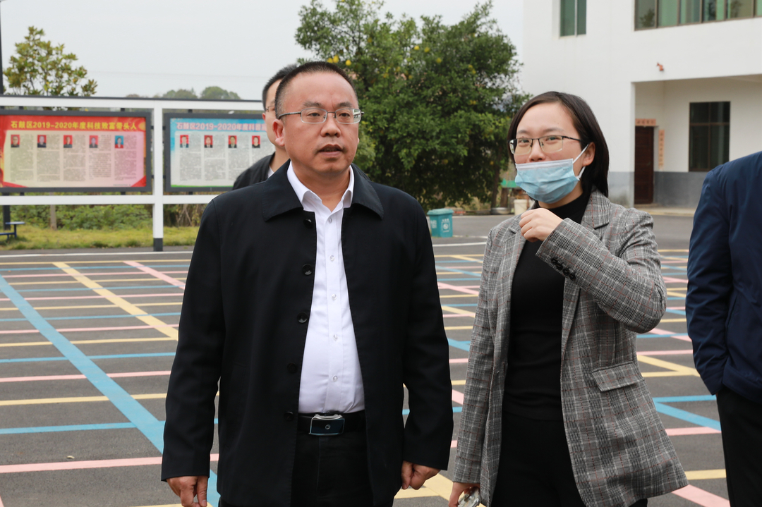 颜和平调研城乡治理标准化工作