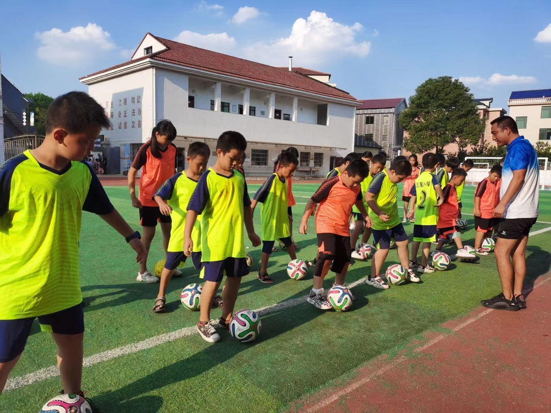 石鼓区：“扁平化”激活乡村教育