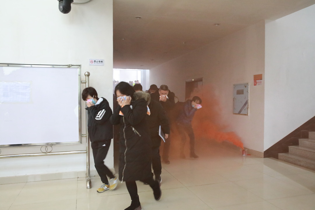 强化消防意识 筑牢安全堡垒 石鼓区开展消防安全培训演练