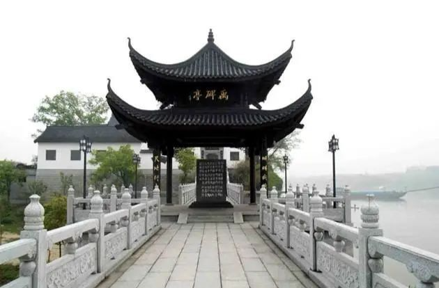 “奋进新征程 石鼓正青春”主题采风诗歌选③