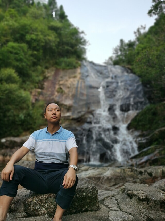 诗“说”⑯| 第38届青春诗会诗人也人：用诗歌把家乡之美传递出去