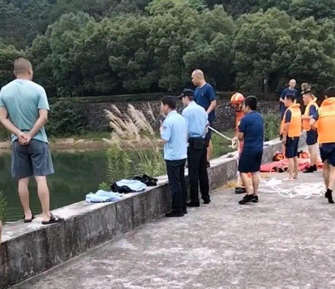 夏日不做“孤泳者”！趁“热”收下防溺水安全指南