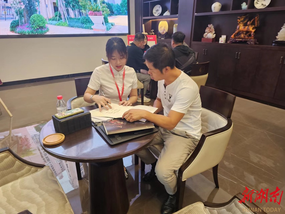 探索“房票安置”新路径 拆迁户凭“房票”团购商品房！