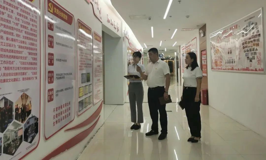 从“橄榄绿”到“商海蓝”，石鼓老兵初心永不褪色