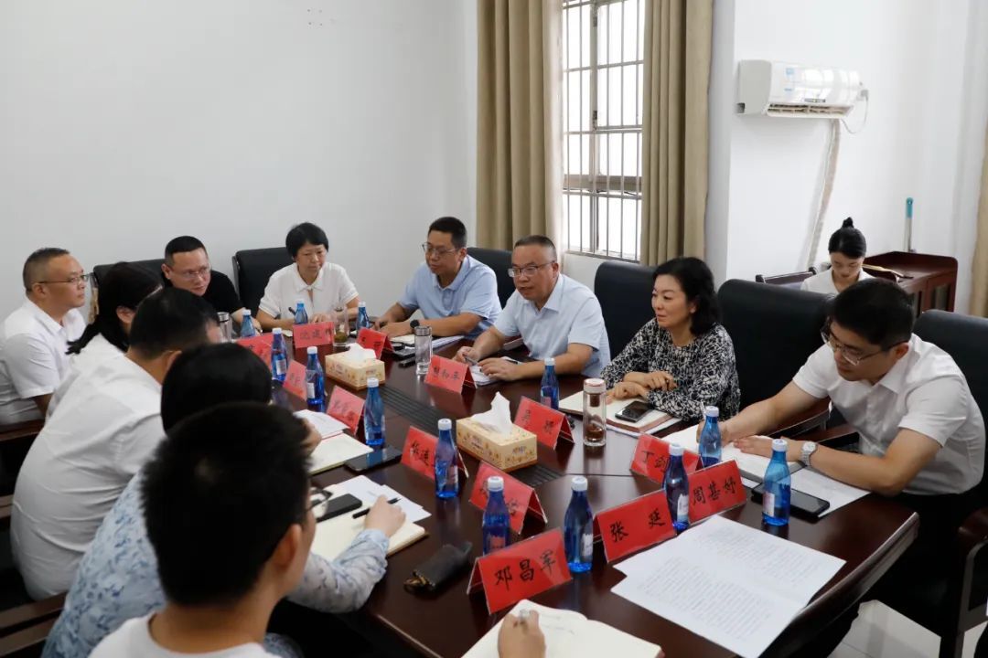 推进基层治理新提升，颜和平到区委社会工作部调研