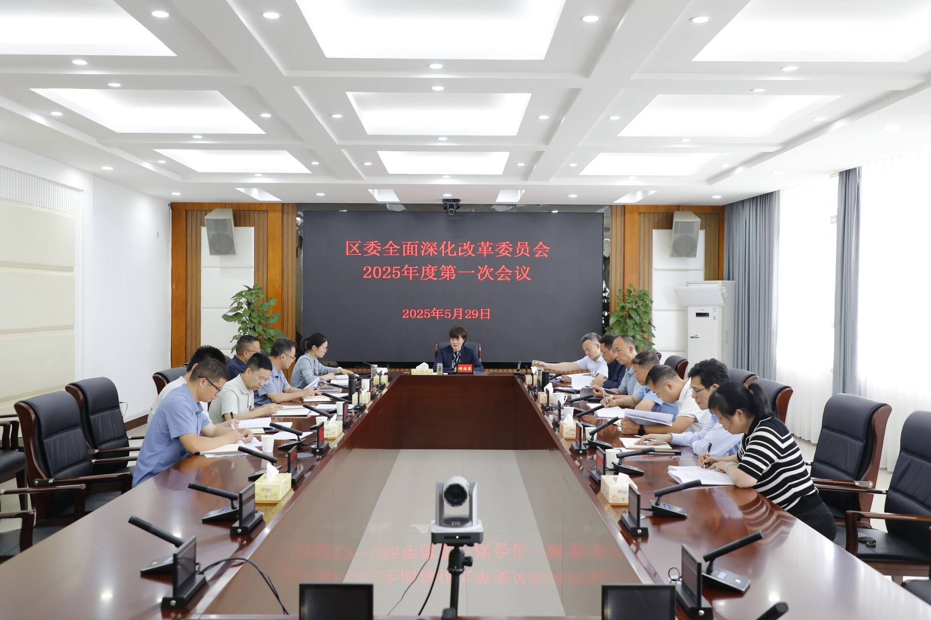 石鼓区：为加快“五区一园一线”建设释放改革动能