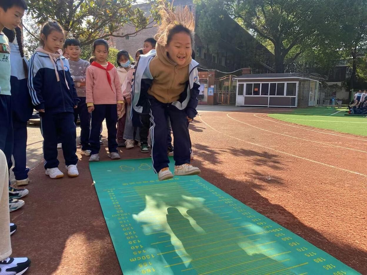 石鼓区同兴路小学2025年秋季运动会圆满落幕
