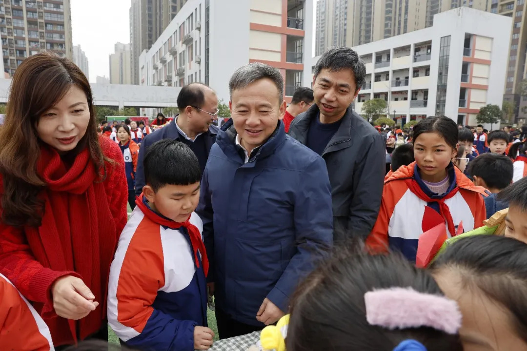 持续擦亮石鼓教育名片！赵波调研春季开学等工作