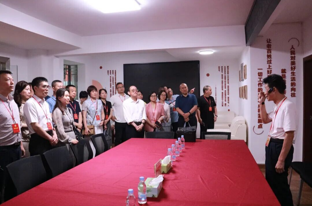 矢志创新书华章 倾情为民践初心——石鼓区人大常委会2025年工作综述