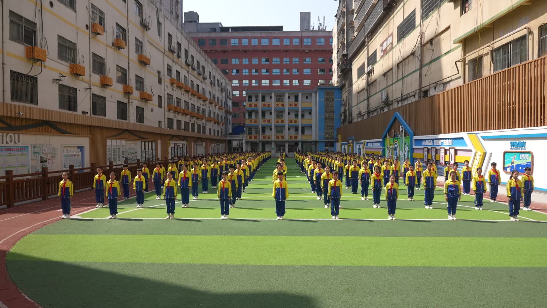 思政“融”课间！人民路小学“多特律动”解锁活力新姿势