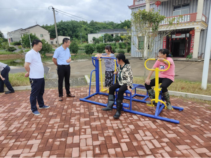 角山镇：行走的委员工作室，走进群众心里去