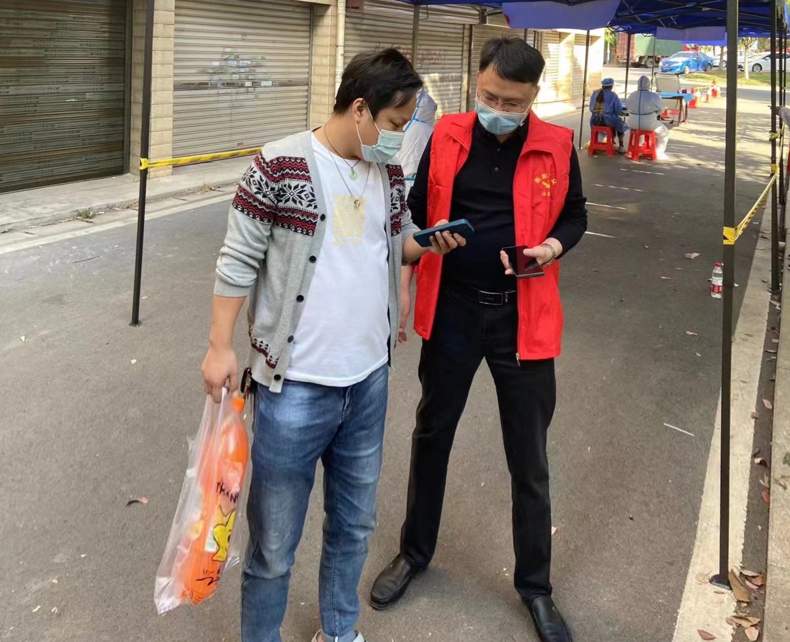 区住建局：携手同行，共抗疫情