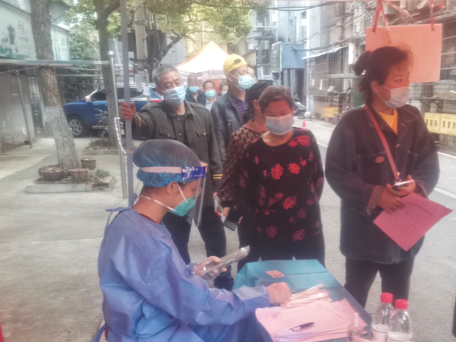 石鼓区人社局：抗疫路上，大有“人”在