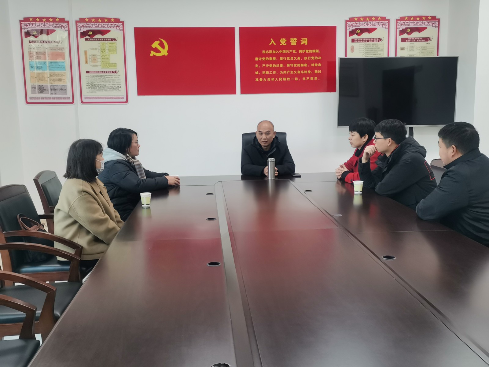 石鼓区退役军人事务局 及早谋划联点社区共建工作