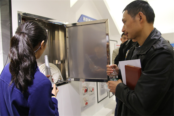 石鼓区消防救援大队开展假冒伪劣消防产品识别宣传活动
