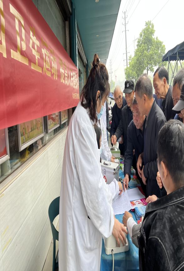石鼓区金源街道社区卫生服务中心开展“爱国卫生运动”医疗志愿服务活动
