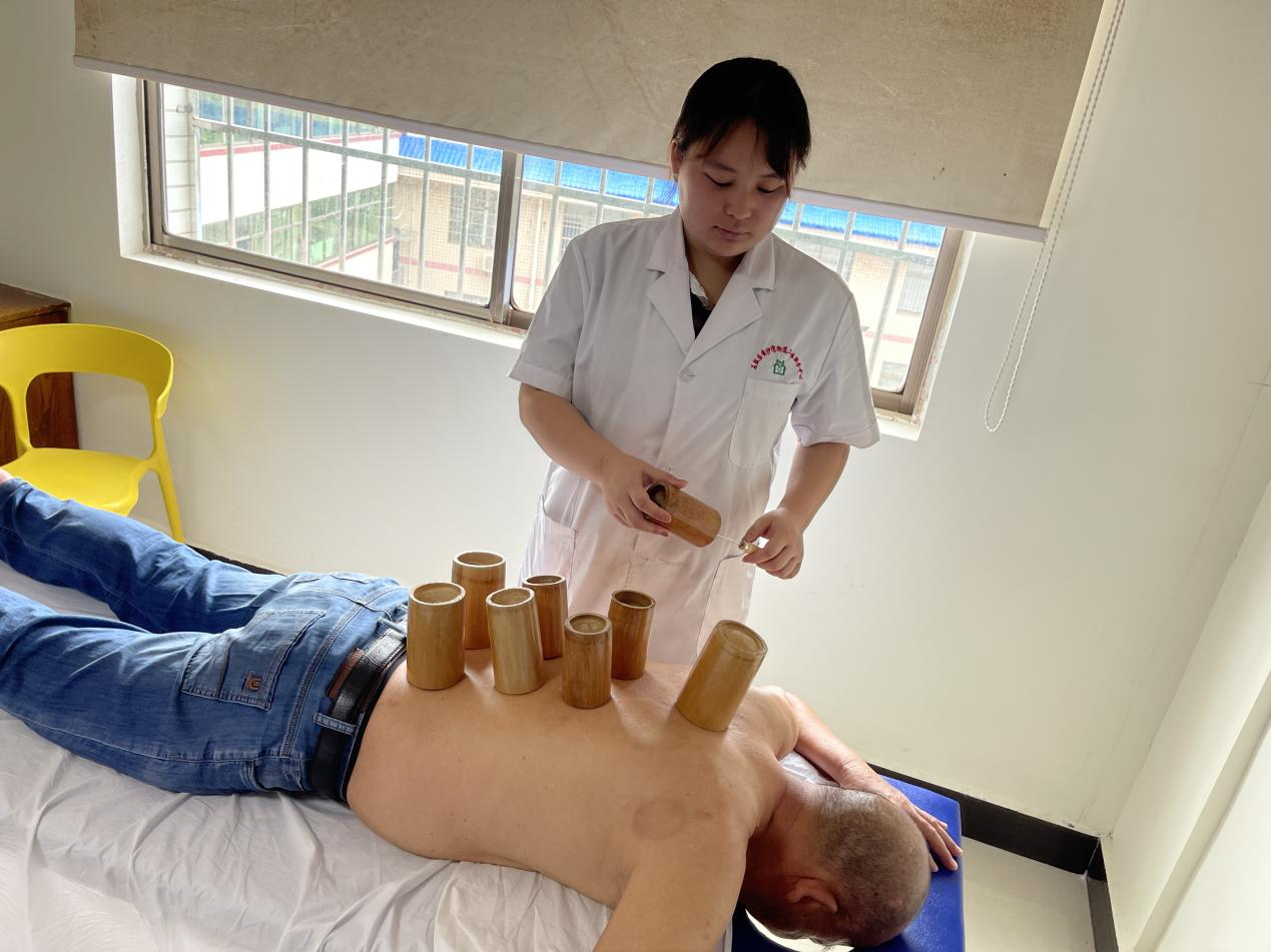 黄沙湾街道社区卫生服务中心拓展中医技术，减轻患者痛苦