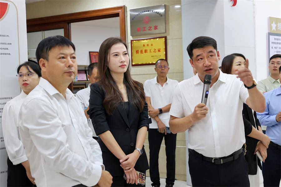 缔结友好商会 携手共谋发展 ——石鼓区工商联与常宁市工商联签订“友好商会”协议