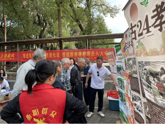 五一街道：来雁塔社区开展“推进殡葬改革 树立文明新风”宣传活动