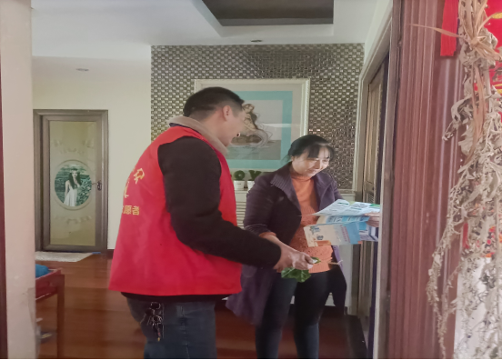 黄沙湾街道：雁栖湖社区开展冬季用电用气安全宣传活动