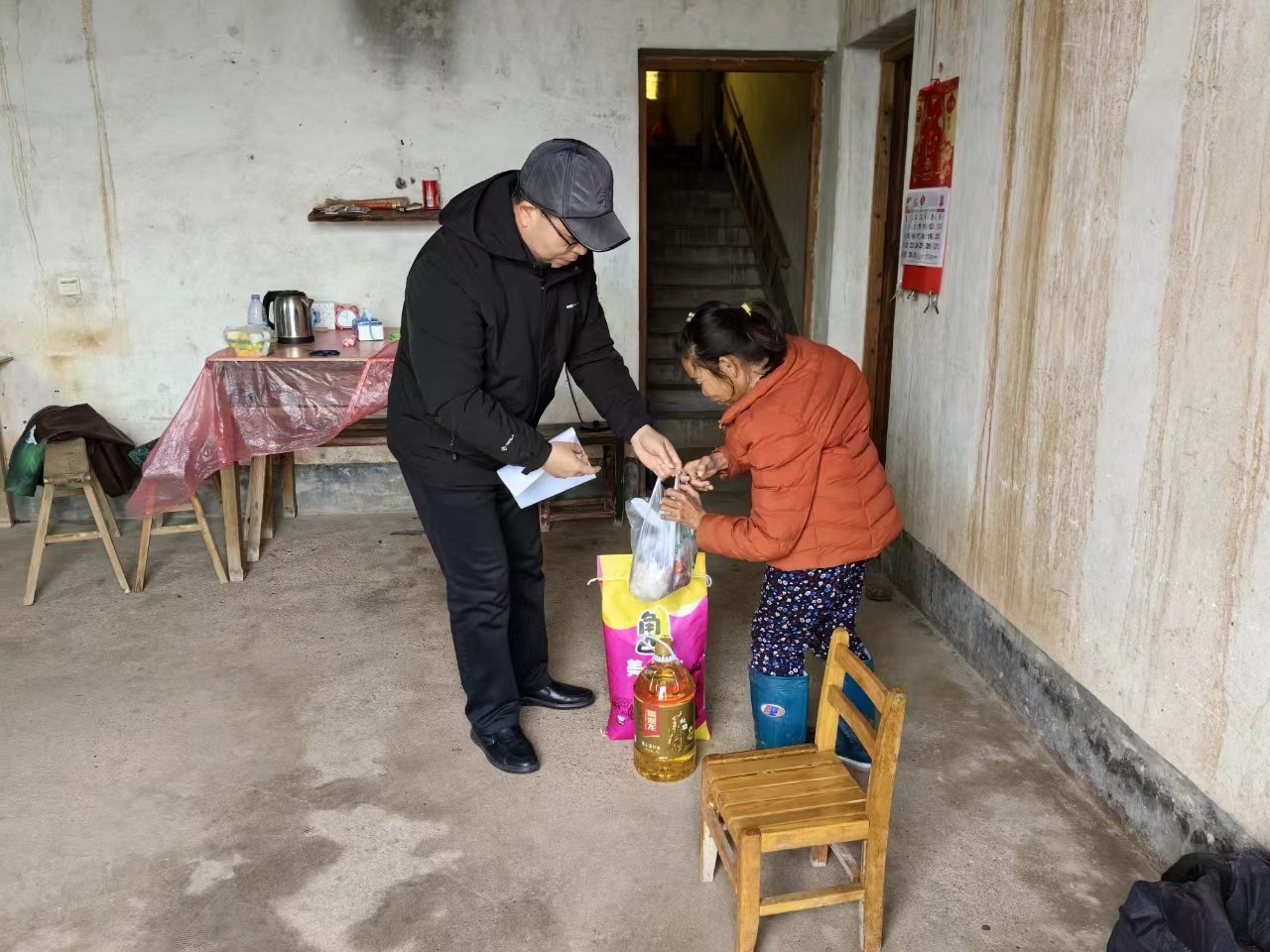 石鼓区科协开展春节走访慰问活动