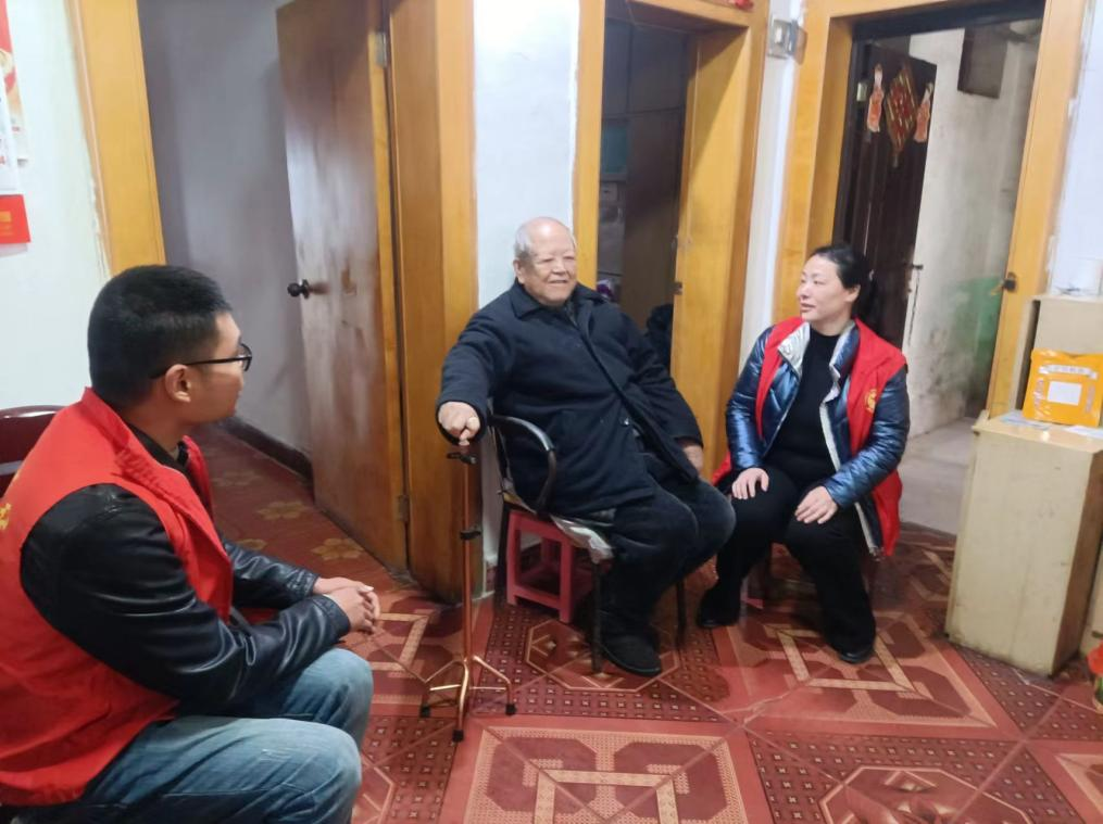 合江街道：江雁社区开展适老化改造，“定制”老人幸福晚年