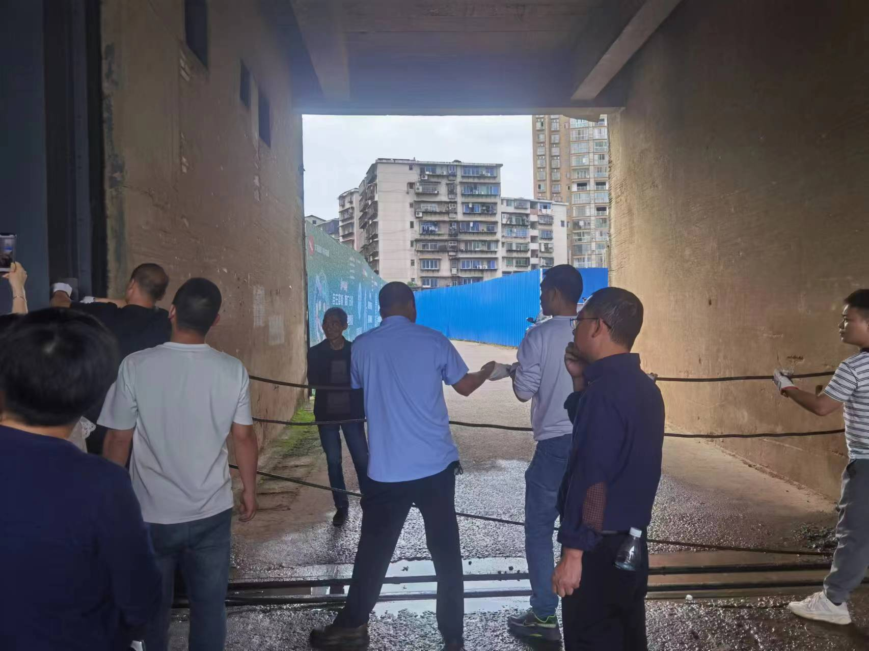 “秣兵厉马，以练为战”——石鼓区在杨家坪一号闸门开展防汛演练