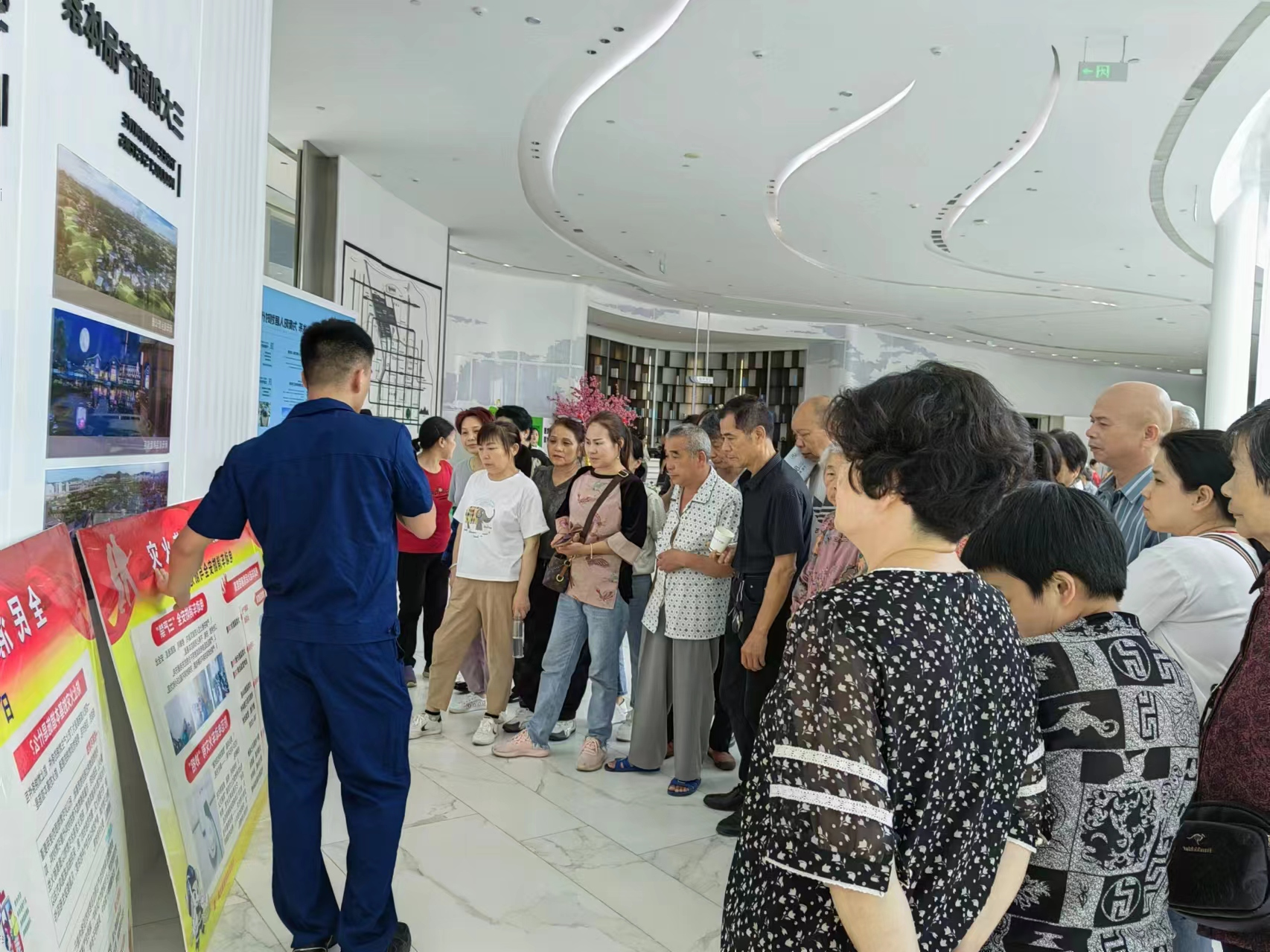 合江街道合江套社区开展安全、健康知识科普讲座