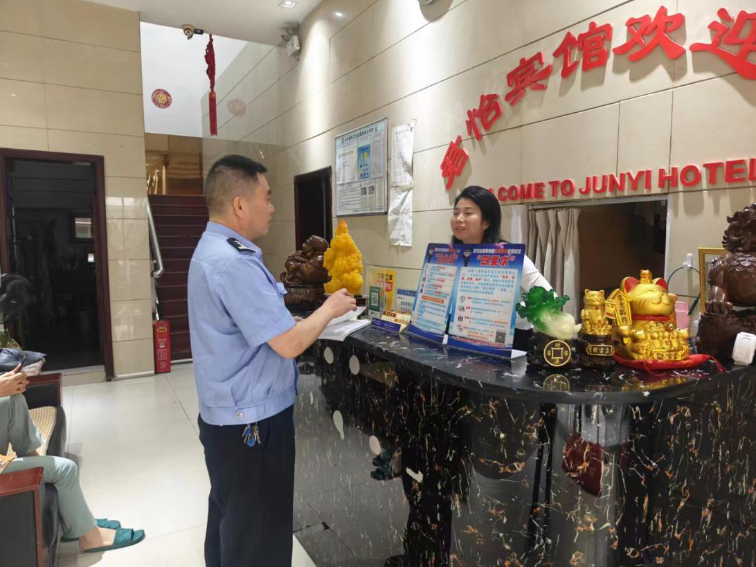 潇湘街道蒸水社区：排查整治不松懈，禁毒防毒不停歇