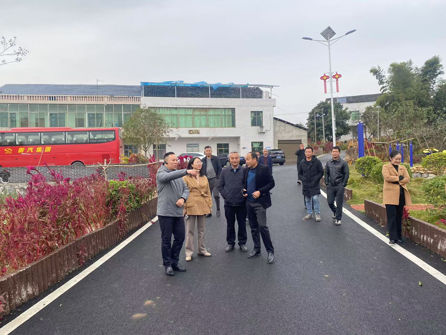 交流互鉴拓思路 学习共进促提升 -雁峰区一行来石鼓区角山镇交流学习“三长制”工作经验