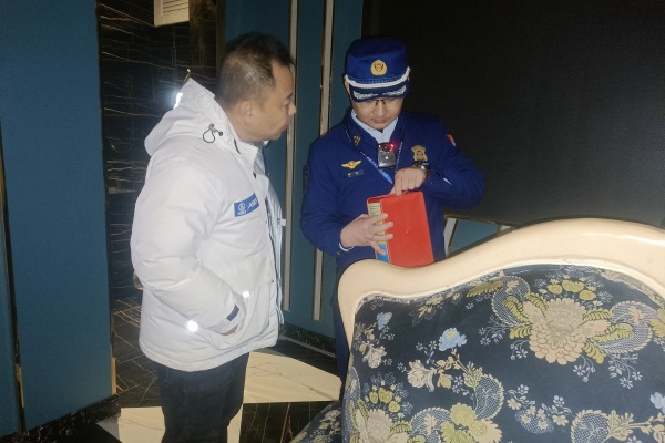 石鼓消防深入辖区开展“元宵节”消防安全夜查行动