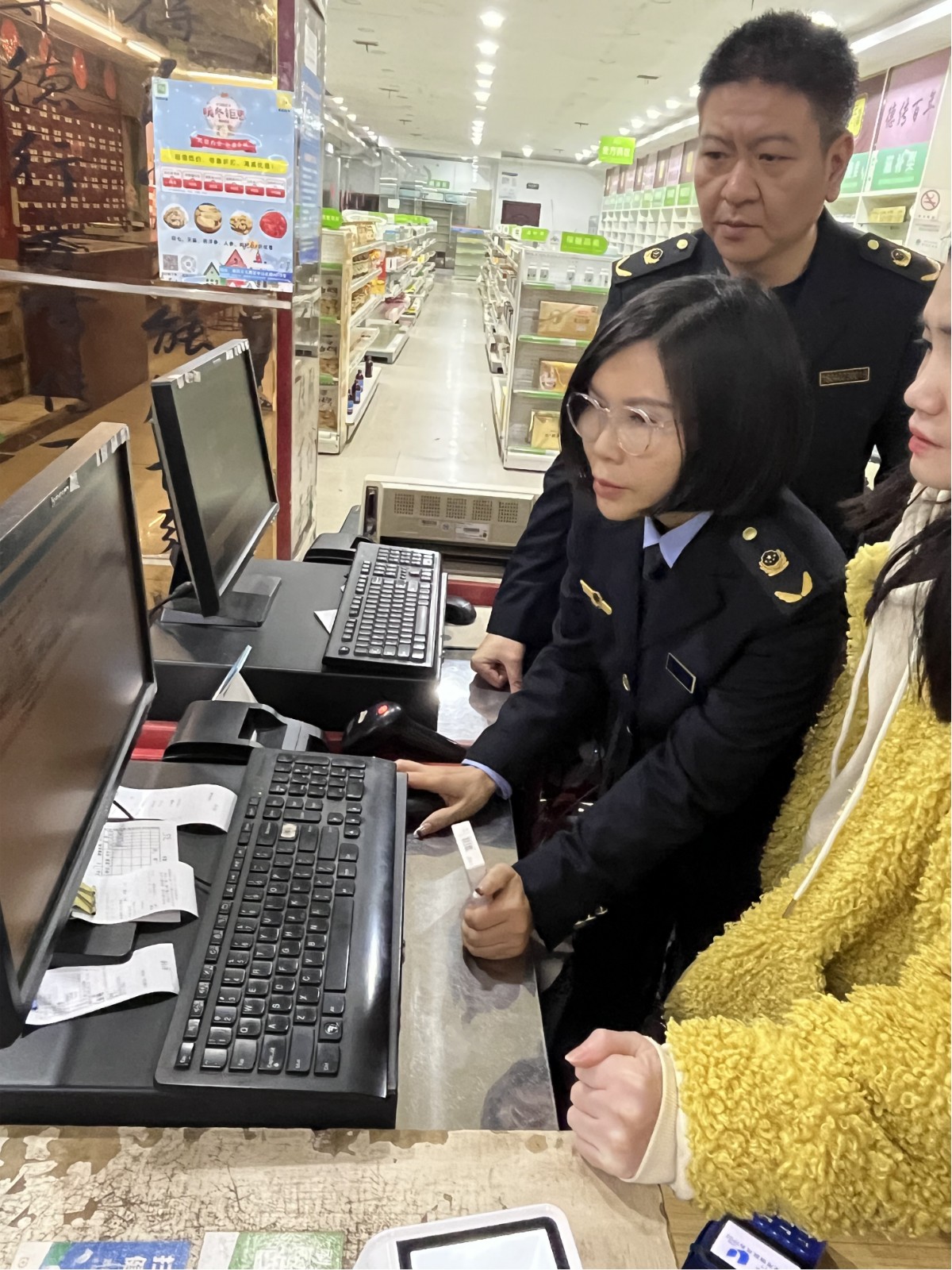 春日“药”安行动—— 石鼓区市场监督管理局专项检查进行时