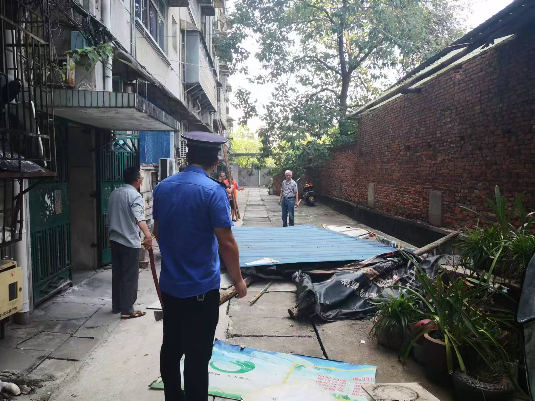 五一街道：温情城管以柔克刚化解违建难题
