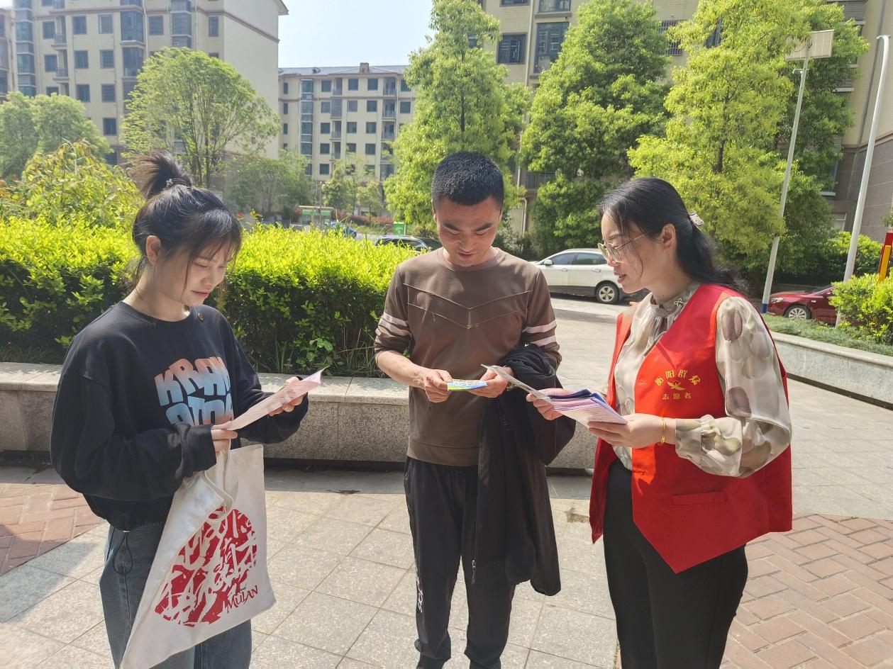 合江街道：江霞村无烟日宣传，守护健康未来