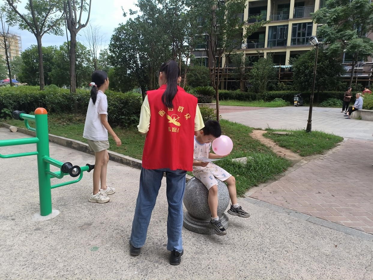 合江街道：江霞村开展防溺水系列宣传活动