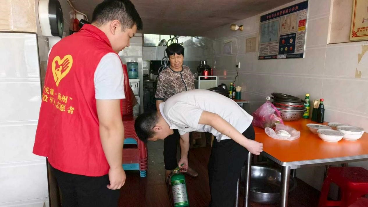 合江街道柏树嘴社区：“衡州老班长”志愿服务，彰显退役军人责任与担当