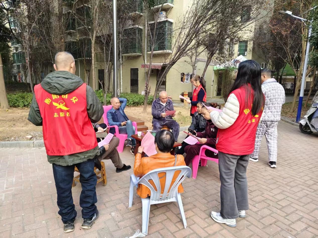 合江街道：七里井社区组织志愿者开展冬季消防安全宣传活动