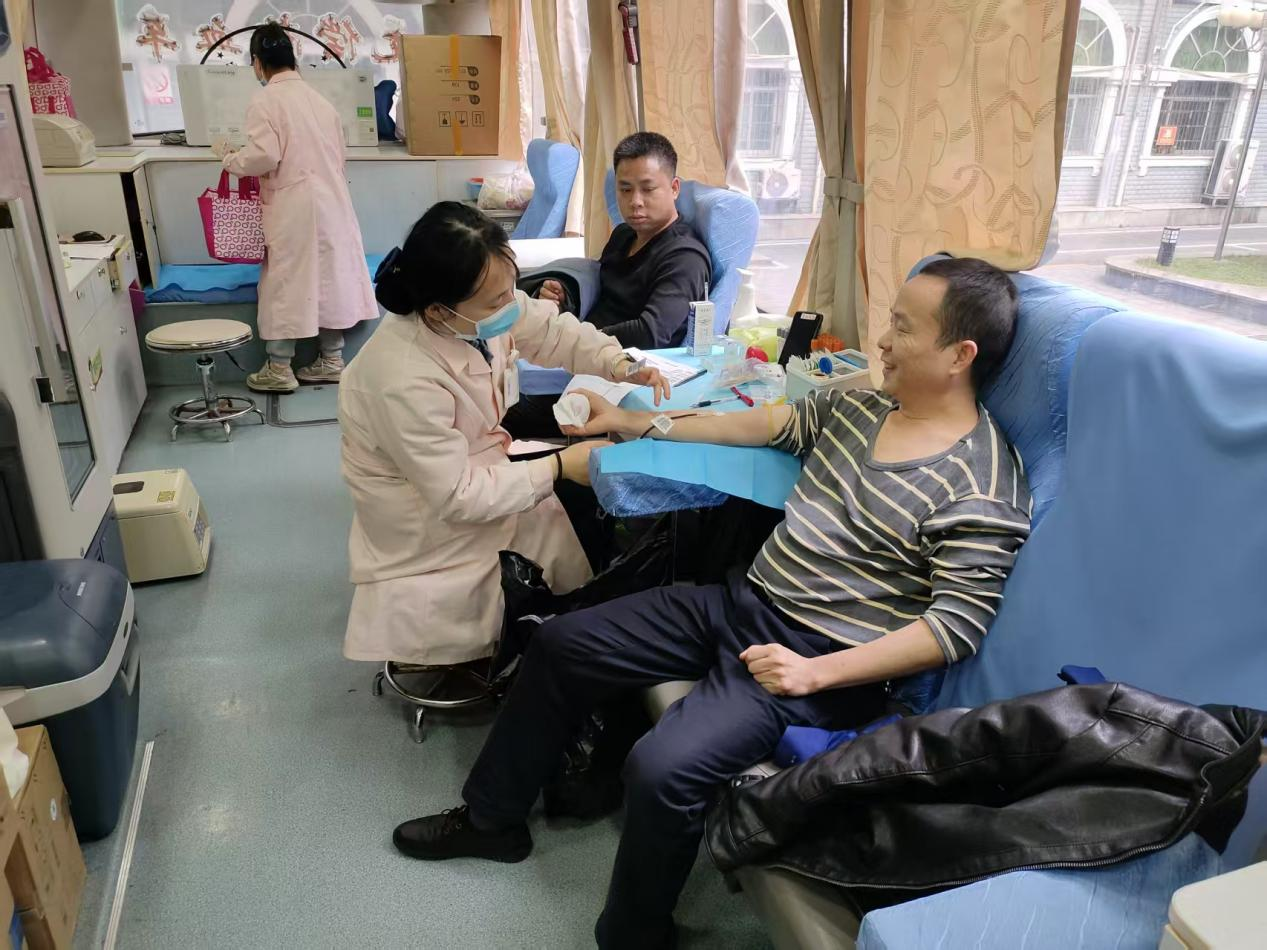 热血暖冬，医者先行！用爱心为生命续航