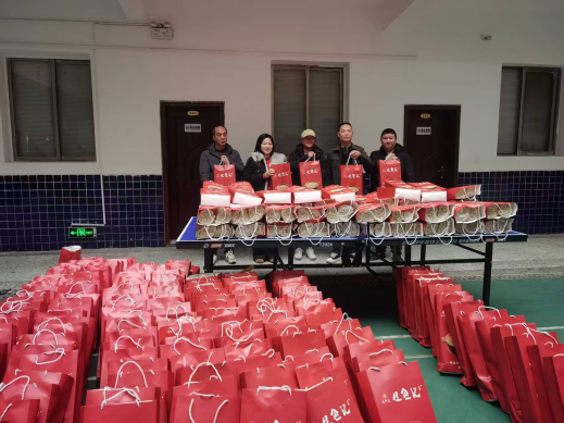 政企同心暖民心 米粉传情护民生——五一街道联合生氽记开展困难群体关怀活动