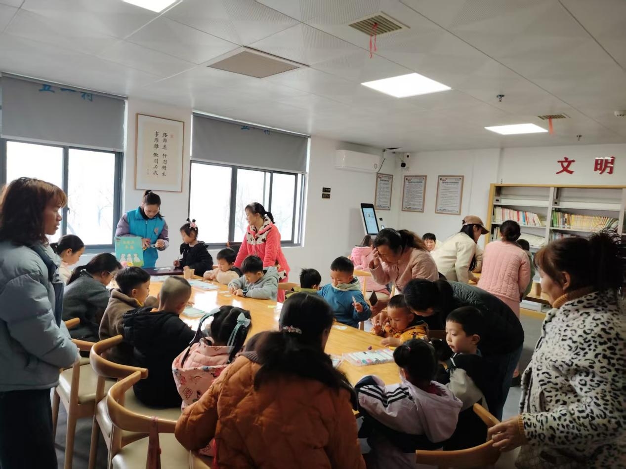 合江街道五一村开展“书香润童心 春日伴成长”友好阅读空间主题活动