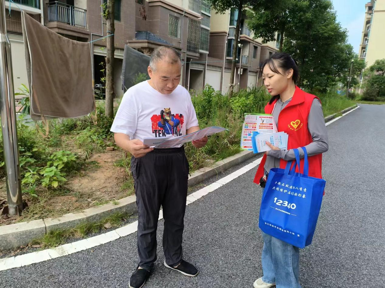 合江街道江霞村开展禁毒宣传教育活动