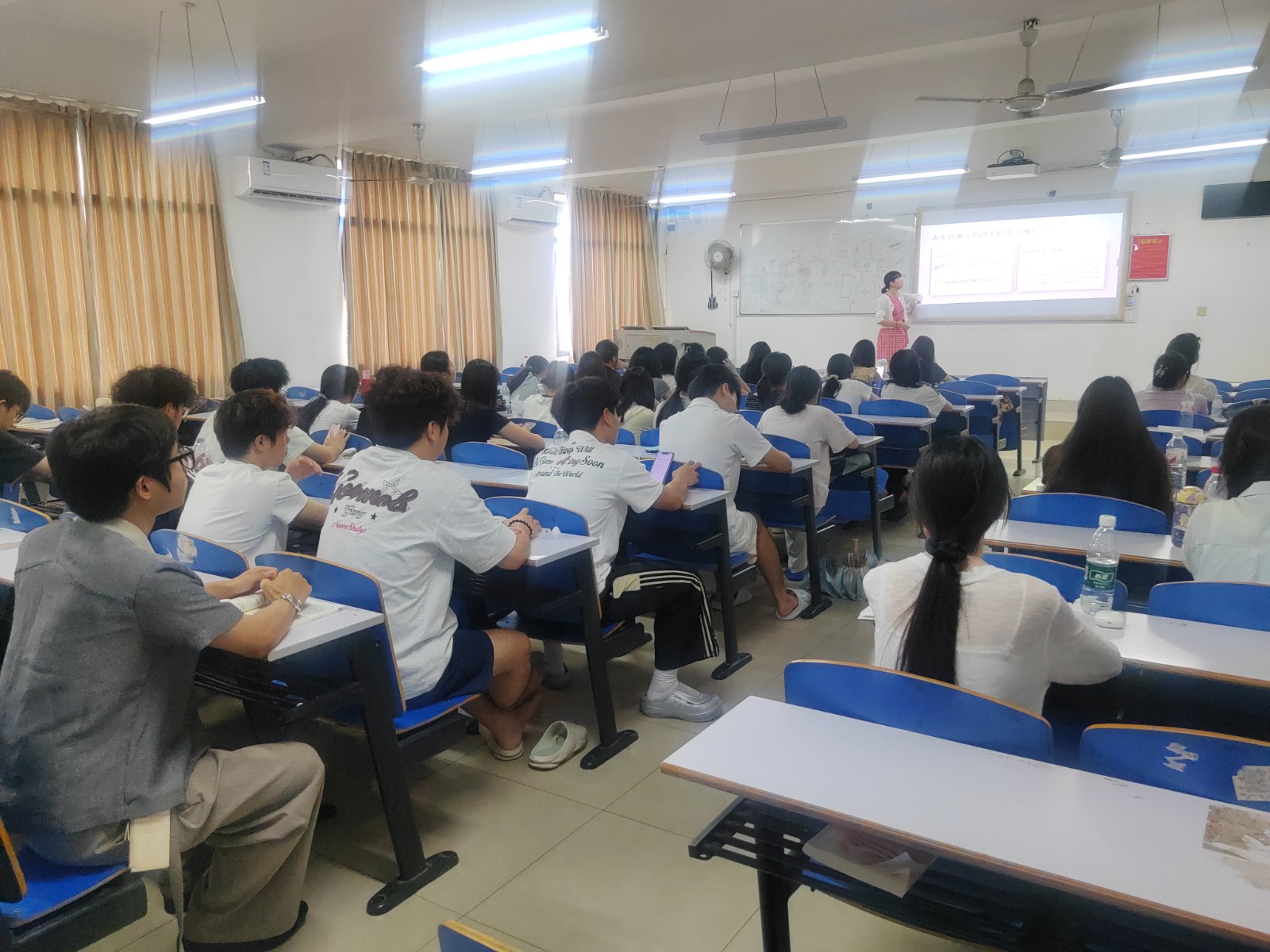 石鼓区人社局：“送教入校”赋能“双证”就业 打通康养人才供给“最后一公里”